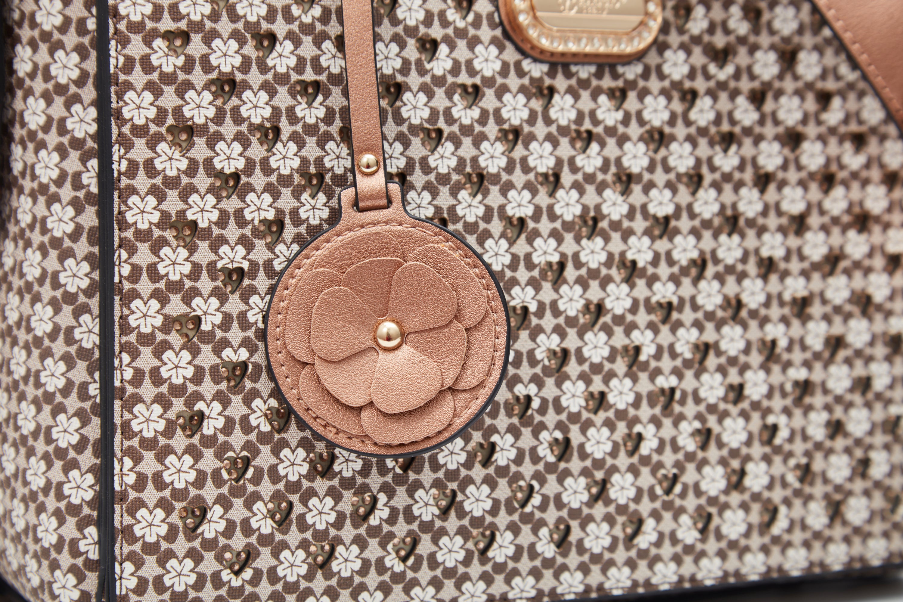 Starlight Royale Clover Bag